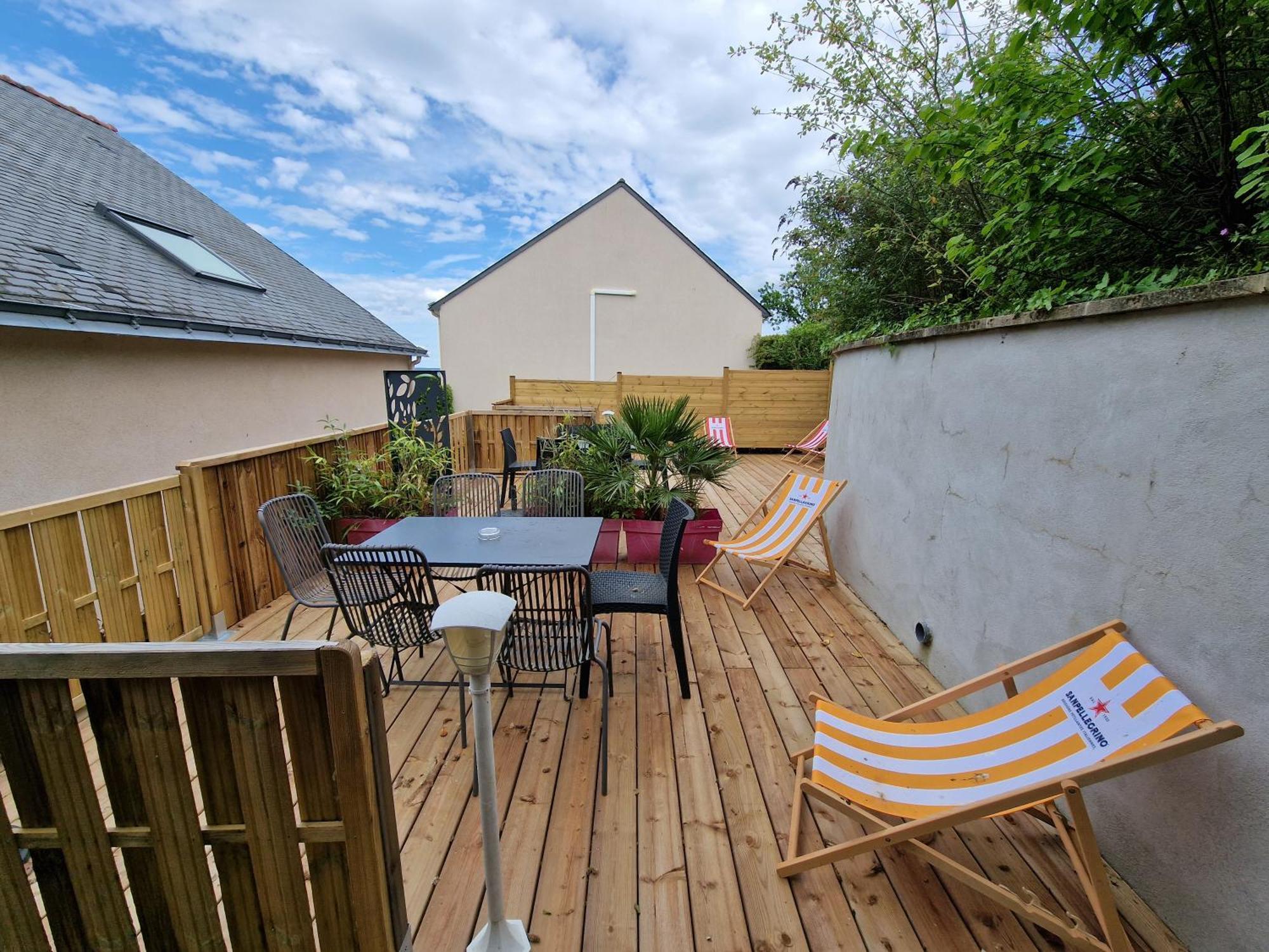Les Terrasses De Saumur - Hotel & Appartements - Restaurant & Spa Εξωτερικό φωτογραφία